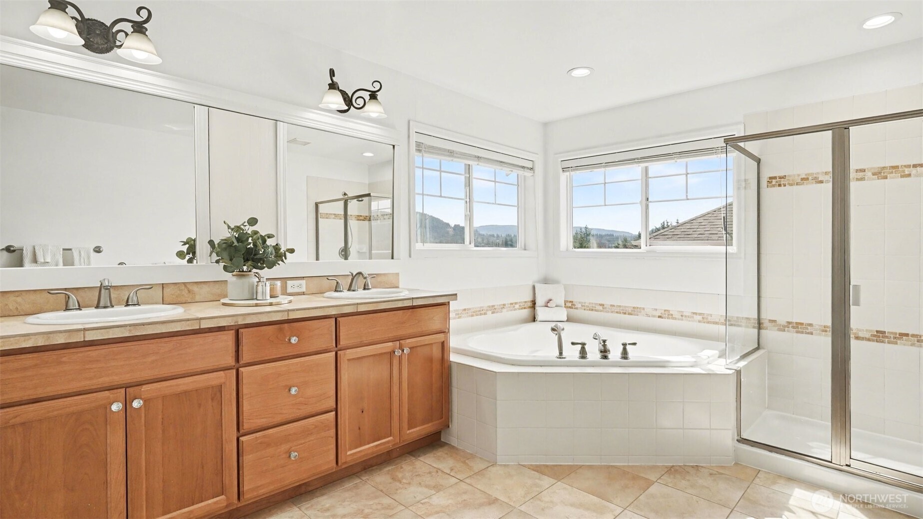 36113 SE Turnberry Street , Snoqualmie, WA 98012