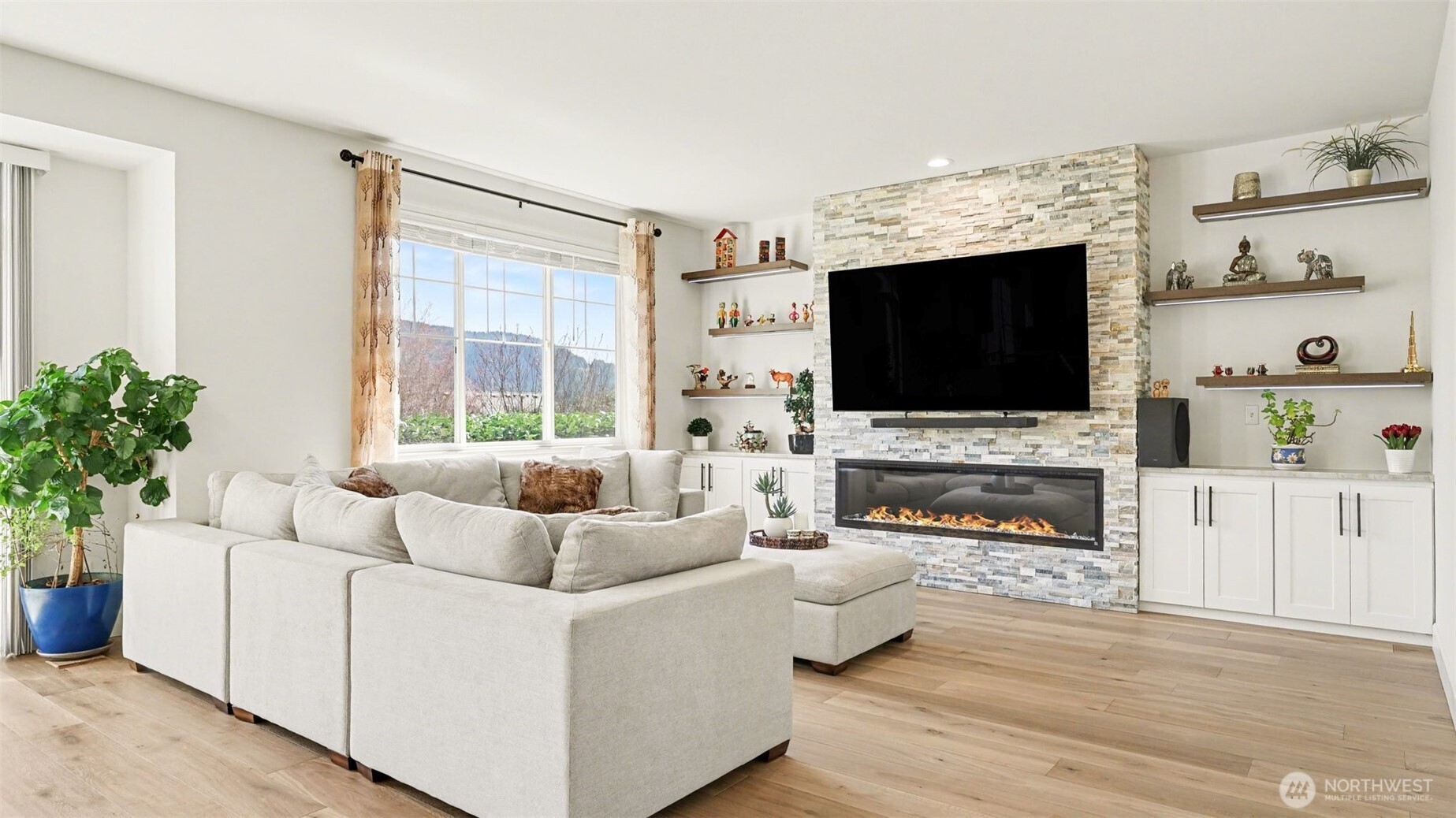 36113 SE Turnberry Street , Snoqualmie, WA 98012