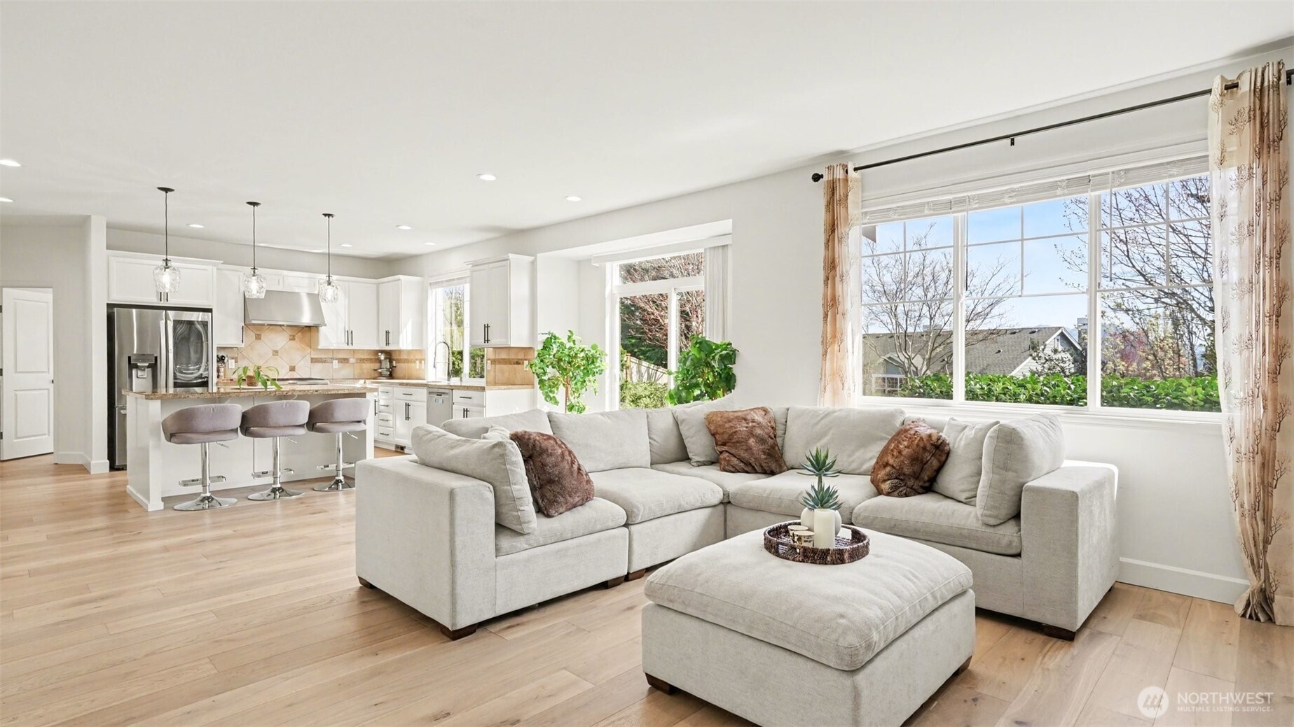 36113 SE Turnberry Street , Snoqualmie, WA 98012