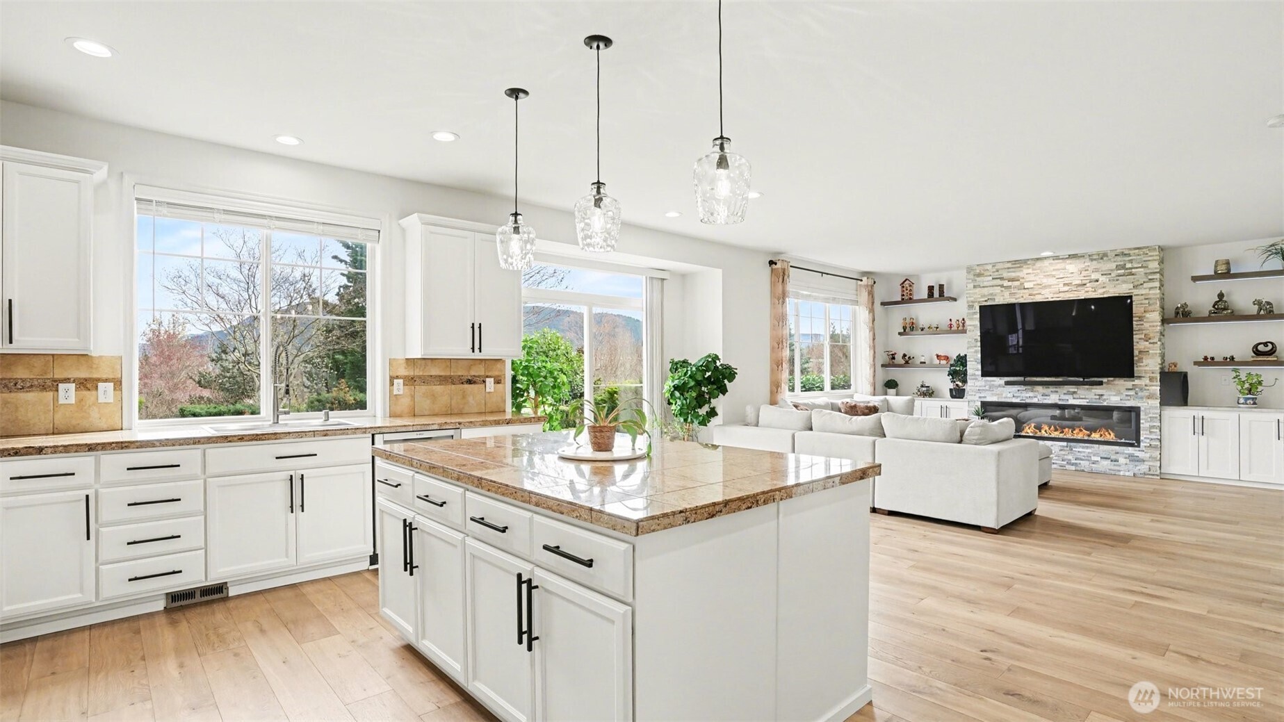 36113 SE Turnberry Street , Snoqualmie, WA 98012