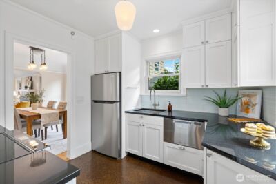 823 NE 58th Street , Seattle, WA 98105 - Photo 11