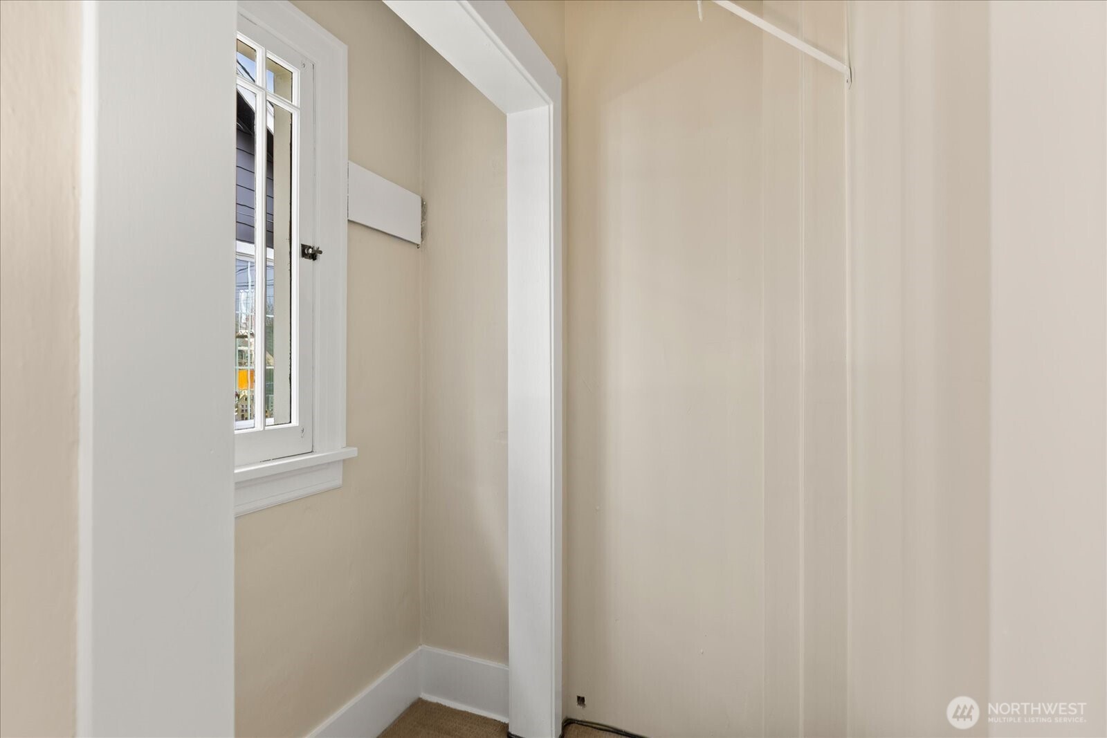 823 NE 58th Street , Seattle, WA 98105