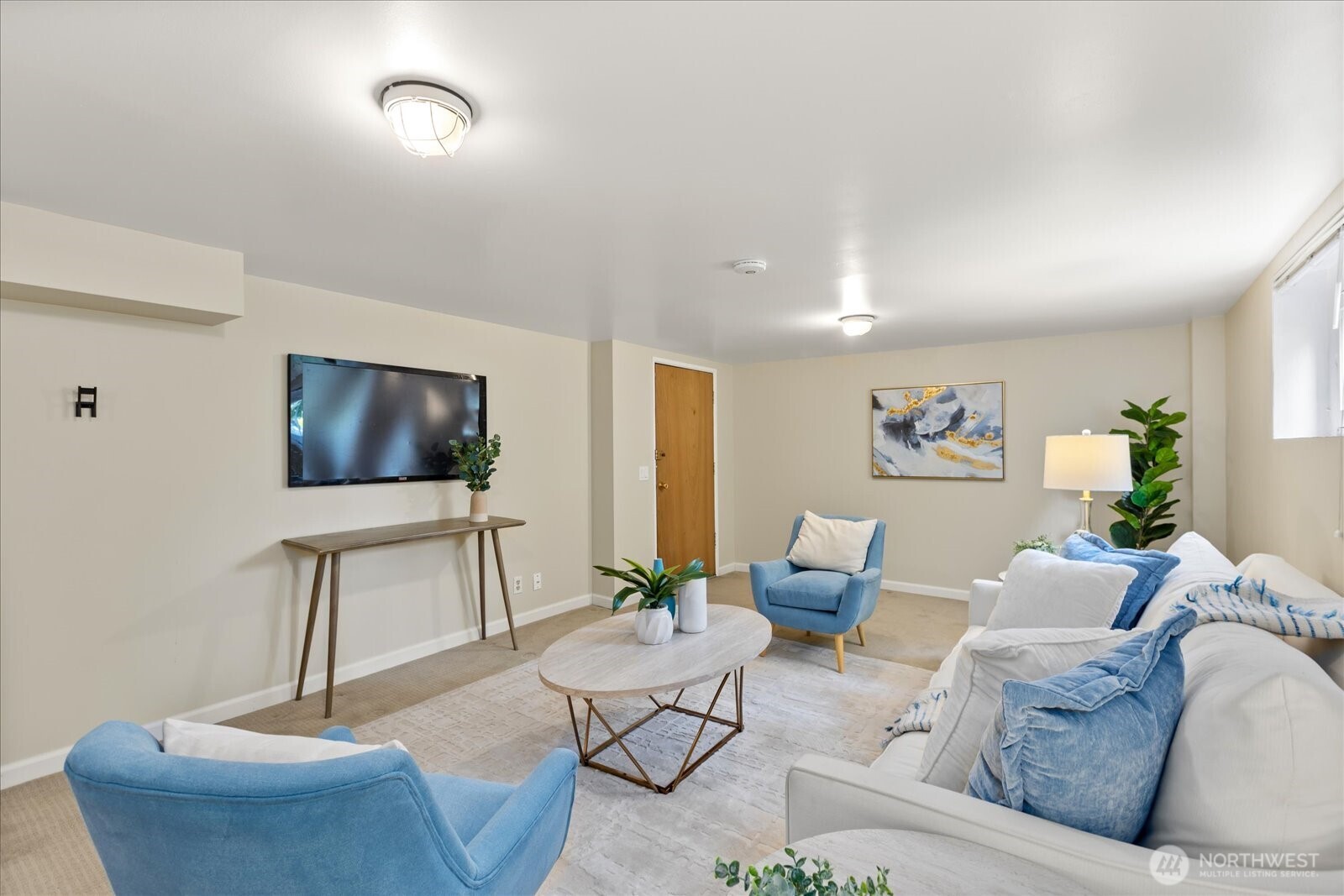 823 NE 58th Street , Seattle, WA 98105