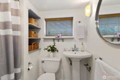 823 NE 58th Street , Seattle, WA 98105 - Photo 25