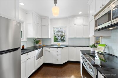 823 NE 58th Street , Seattle, WA 98105 - Photo 10