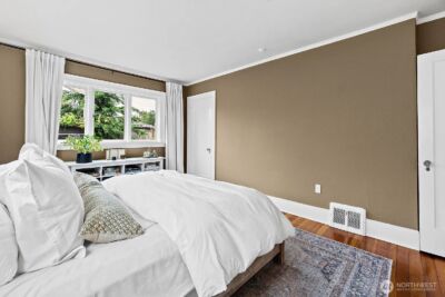 1114 N 77th Street , Seattle, WA 98103 - Photo 8