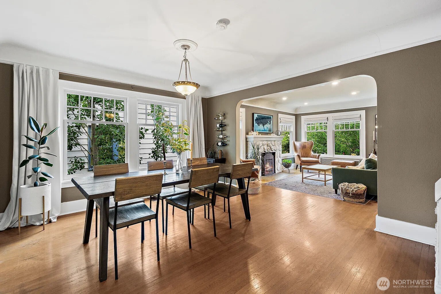 1114 N 77th Street , Seattle, WA 98103