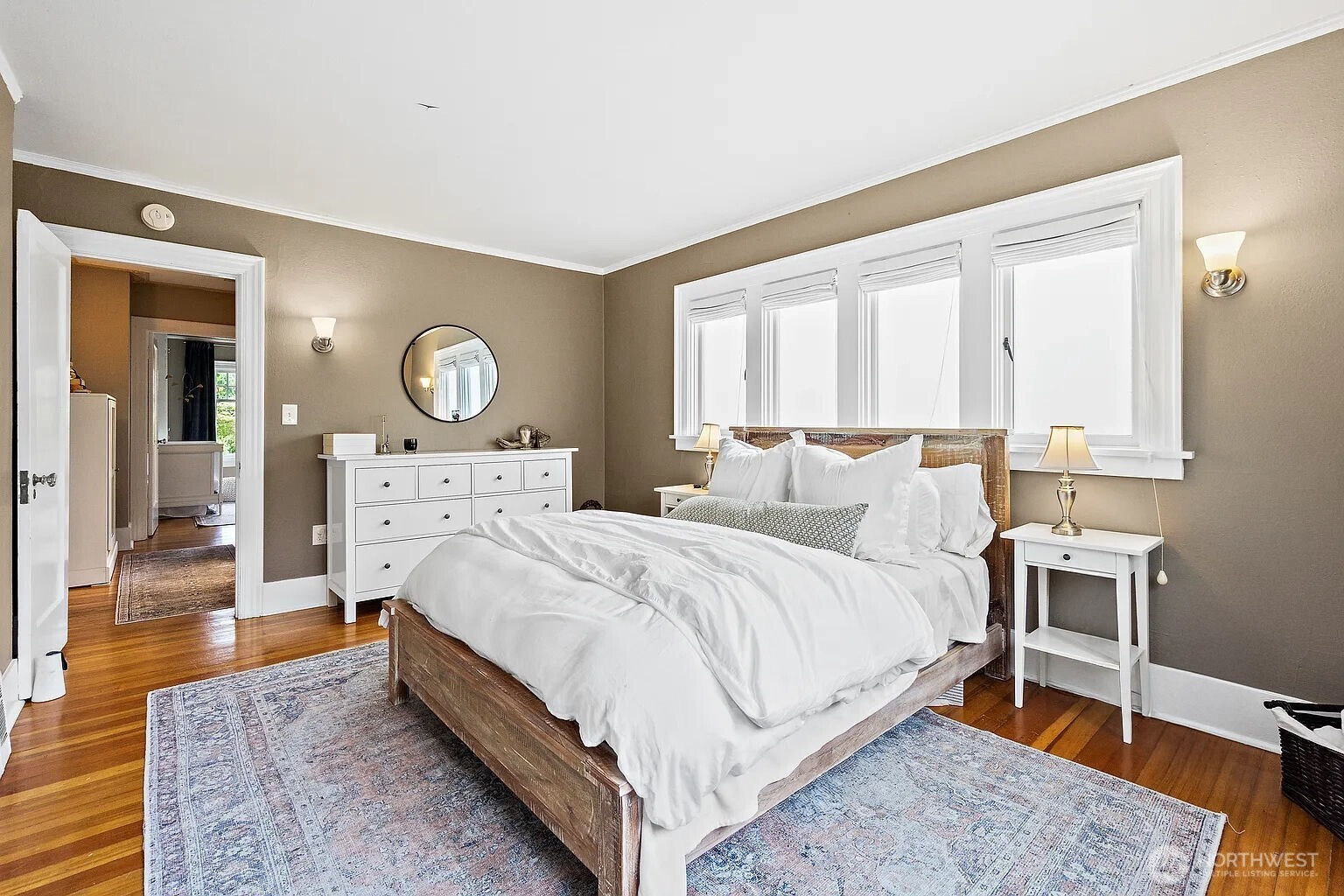 1114 N 77th Street , Seattle, WA 98103