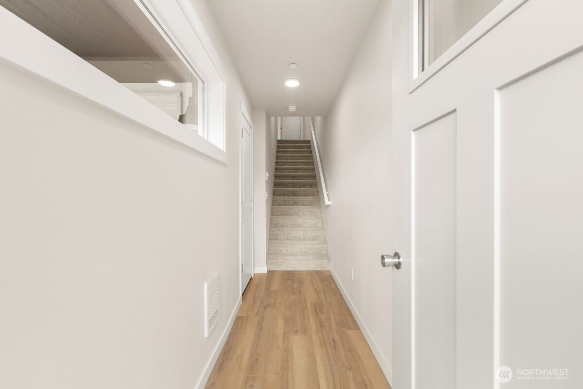 16823 Alder Way #J6, Lynnwood, WA 98037