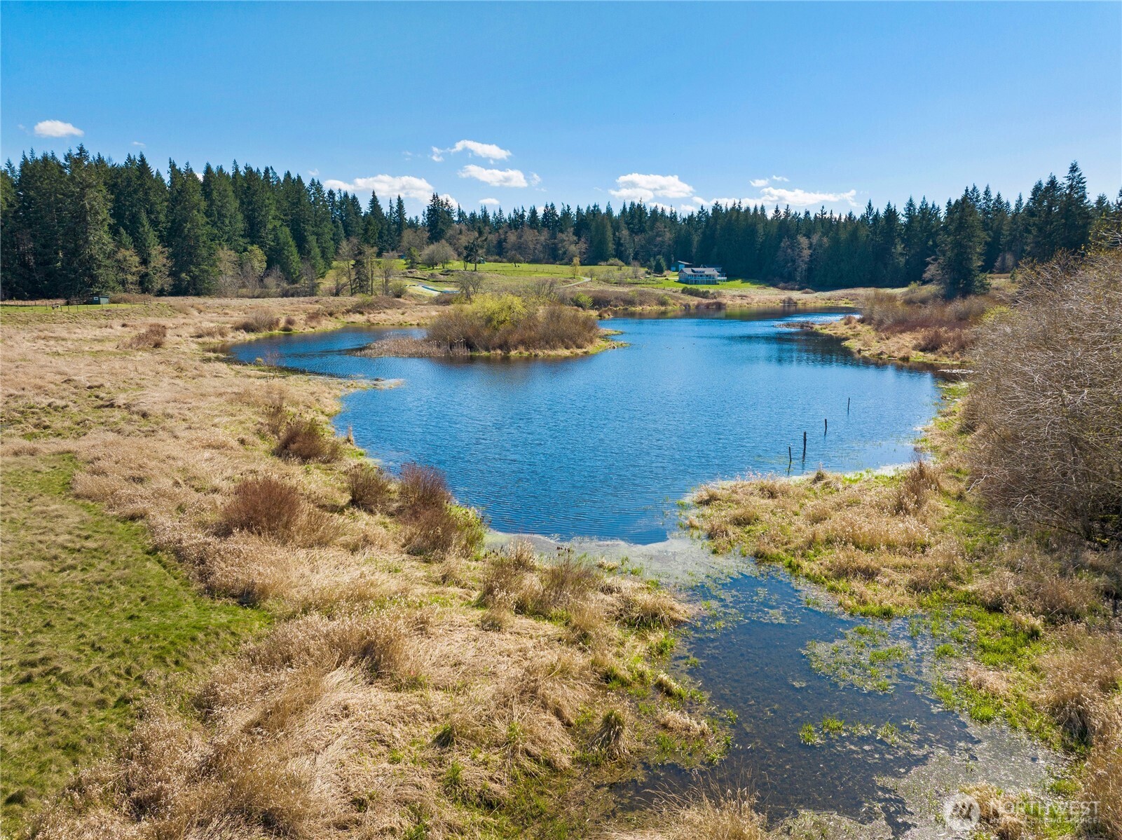 4320 Barbara Lane , Clinton, WA 98236