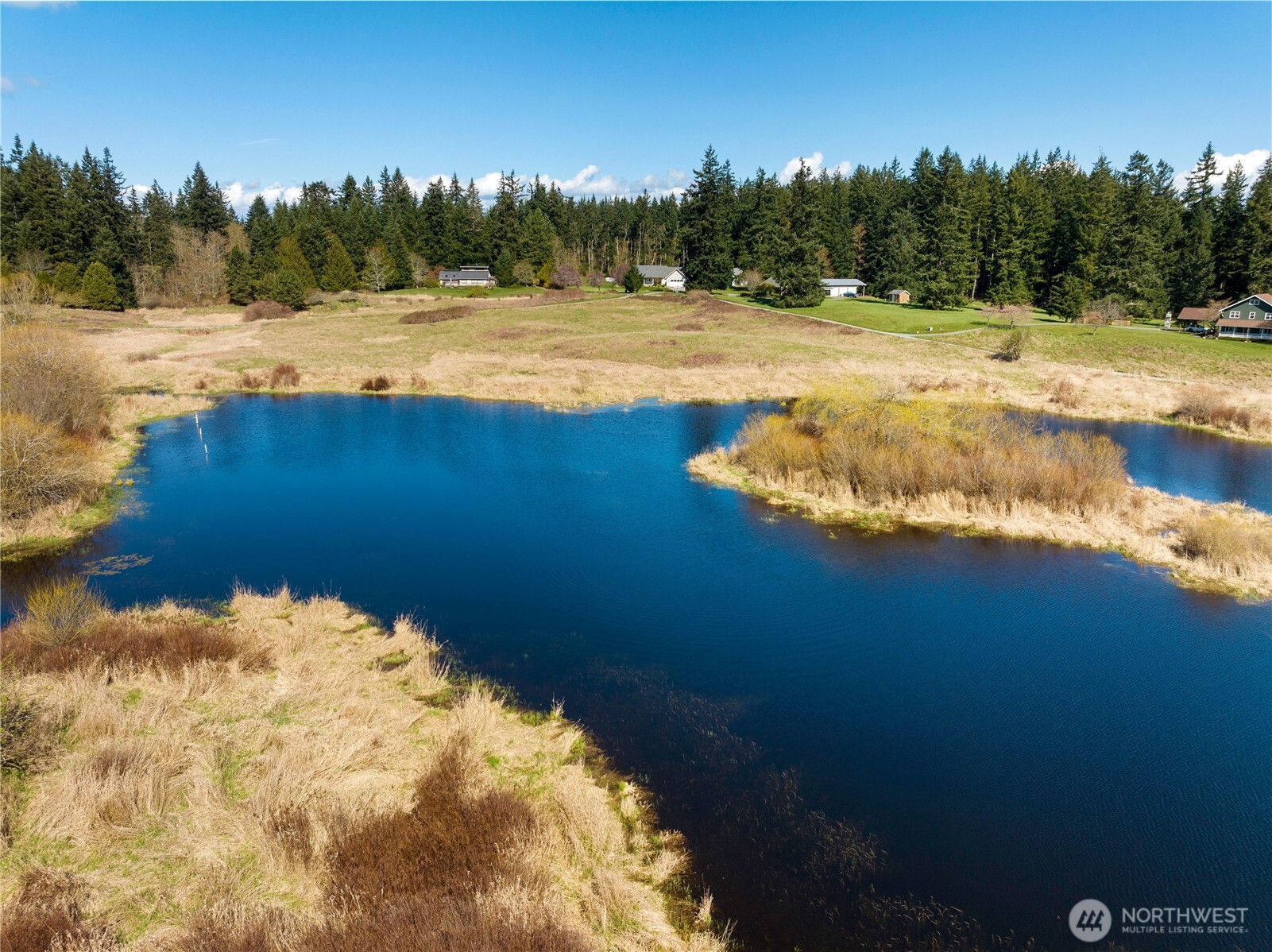 4320 Barbara Lane , Clinton, WA 98236