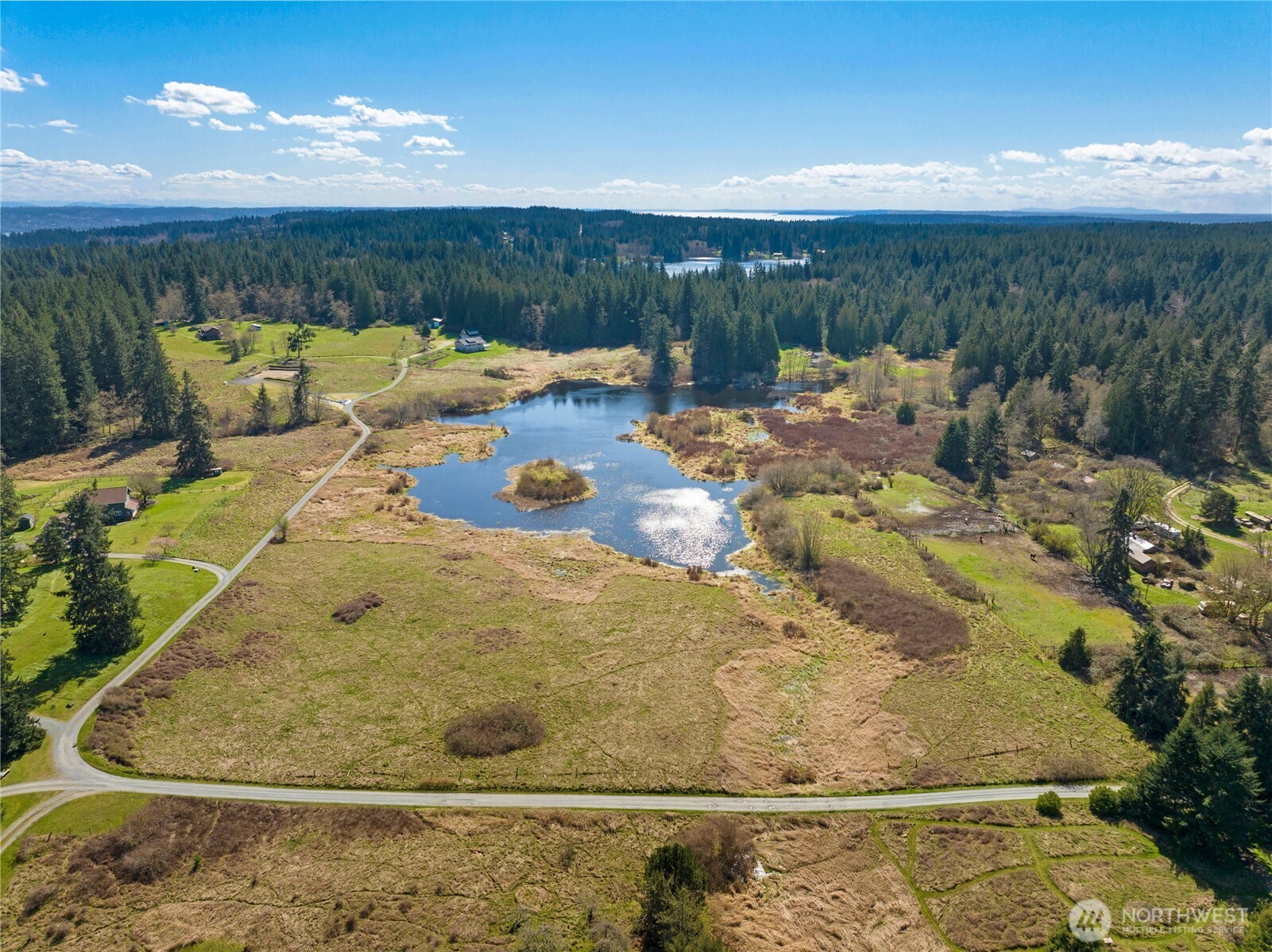 4320 Barbara Lane , Clinton, WA 98236