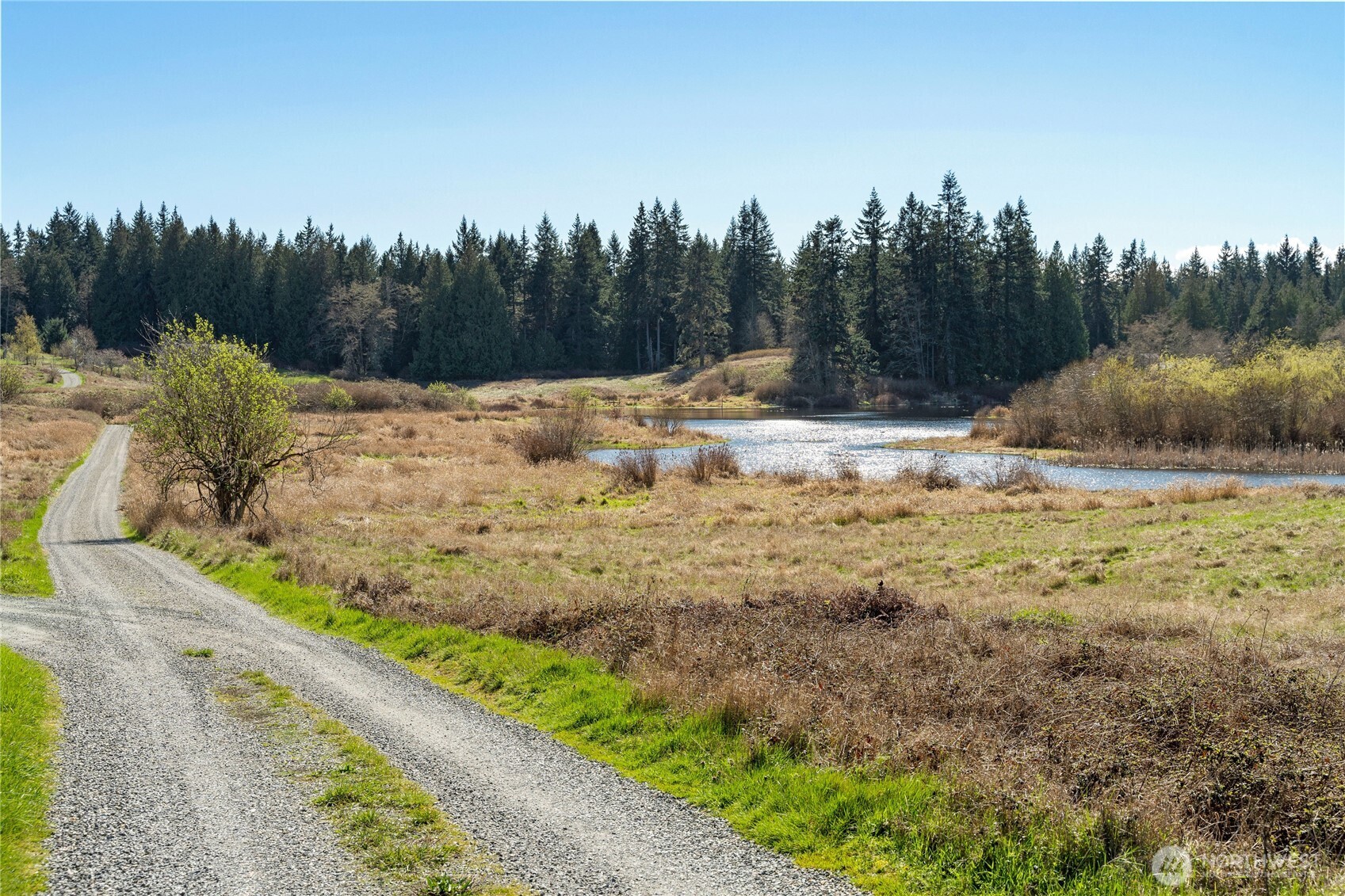 4320 Barbara Lane , Clinton, WA 98236