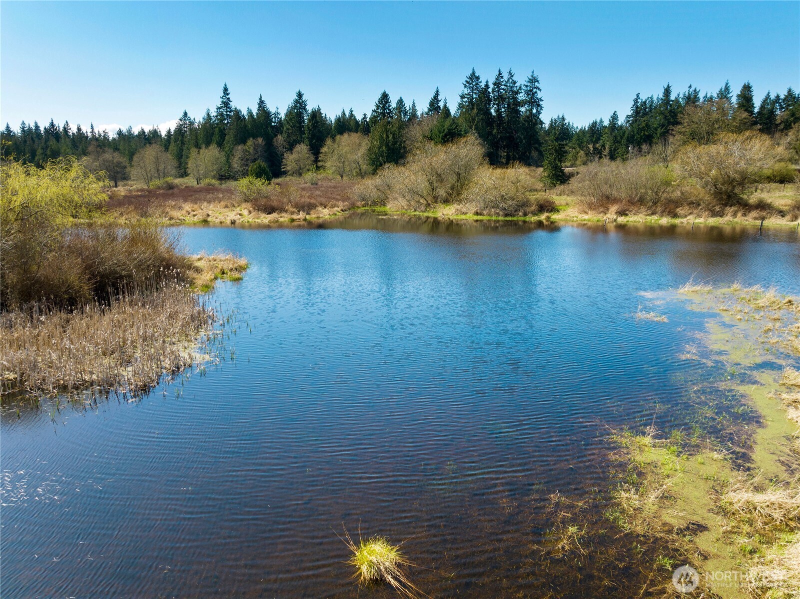 4320 Barbara Lane , Clinton, WA 98236