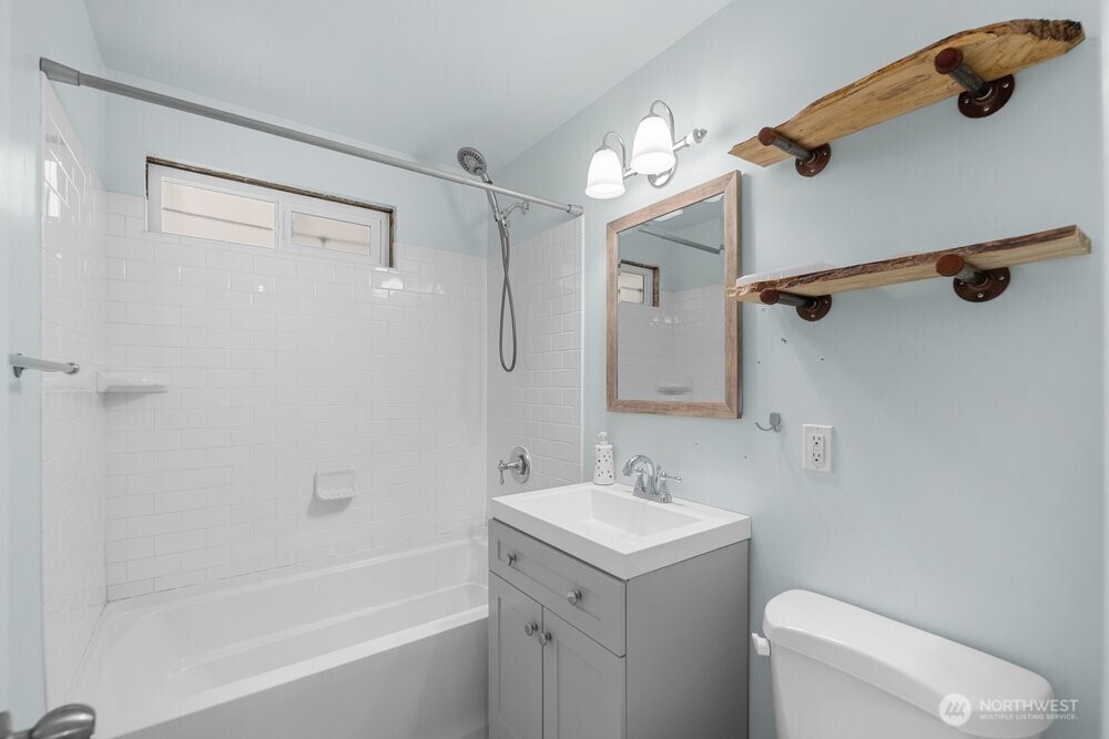 2228 192nd Place SW, Lynnwood, WA 98036