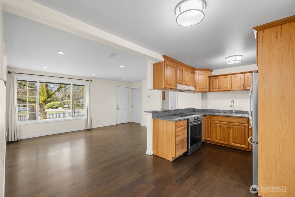 2228 192nd Place SW, Lynnwood, WA 98036