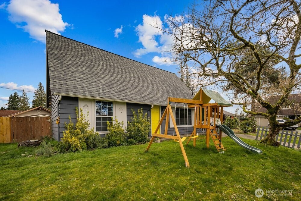 2228 192nd Place SW, Lynnwood, WA 98036