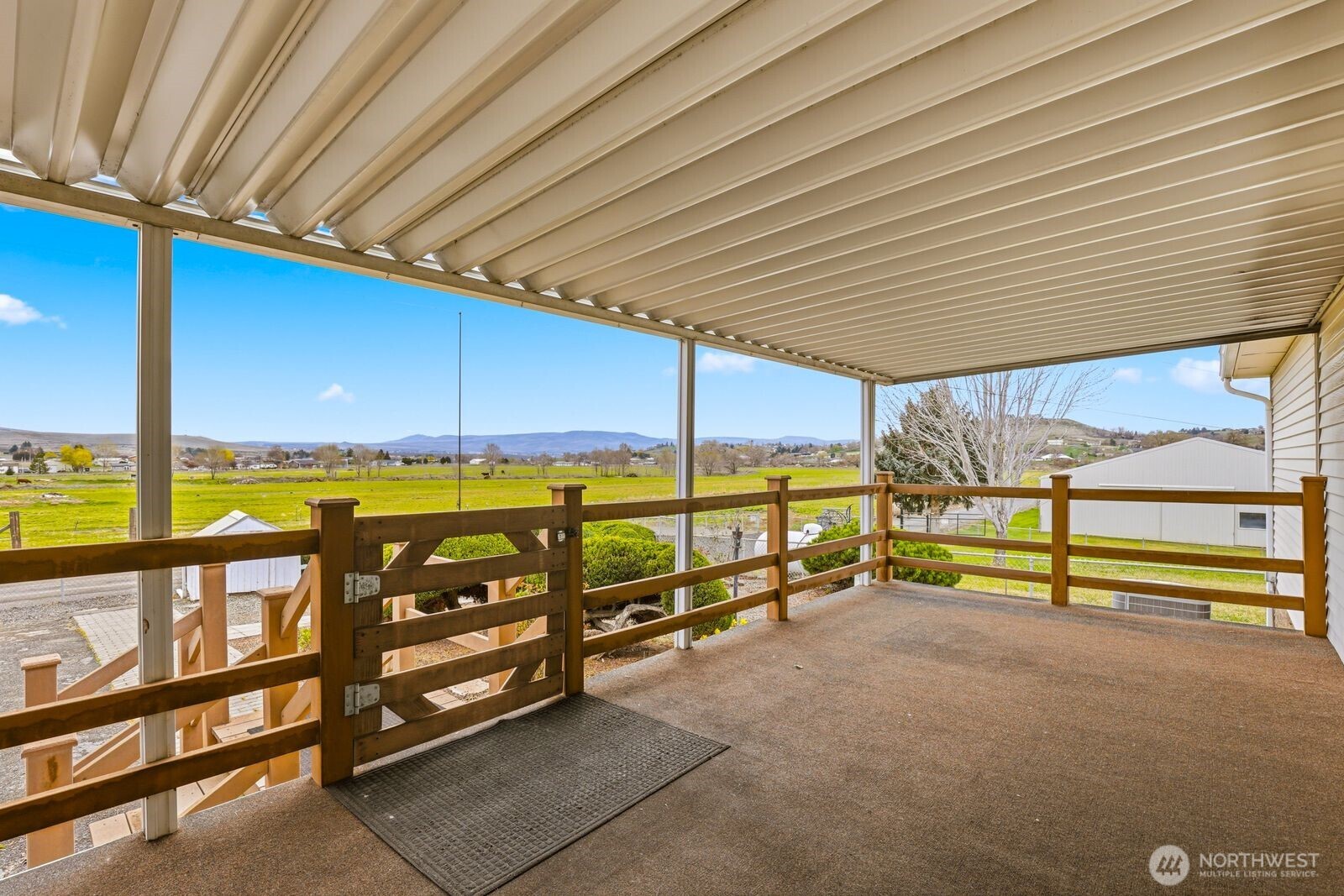150 Dusty Puddle Road #A&B, Selah, WA 98942