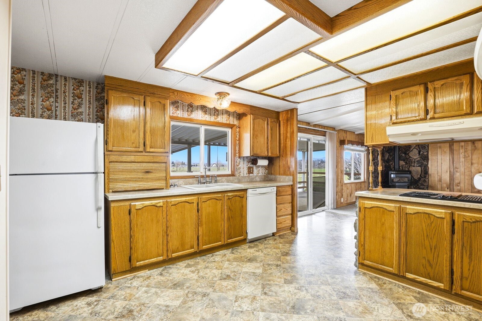 150 Dusty Puddle Road #A&B, Selah, WA 98942