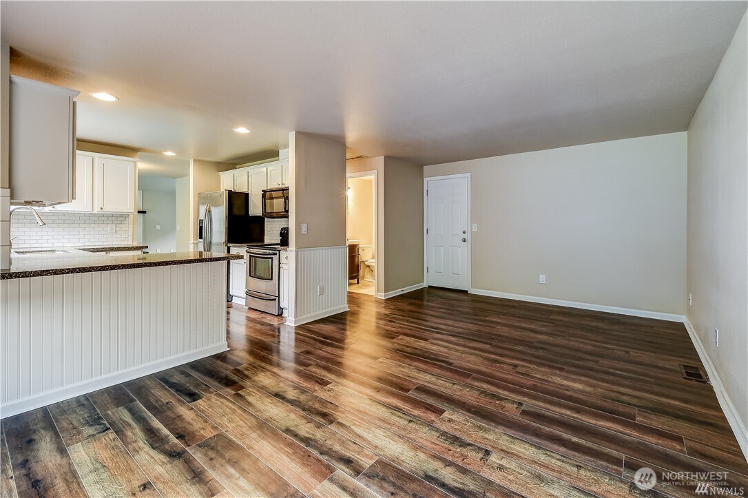 16116 SE 156th Street , Renton, WA 98058