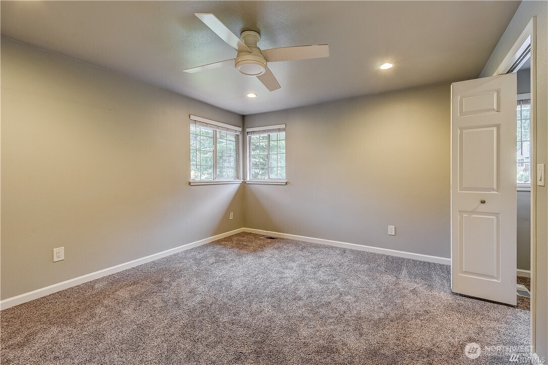 16116 SE 156th Street , Renton, WA 98058