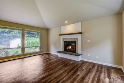 16116 SE 156th Street , Renton, WA 98058 - Photo 2