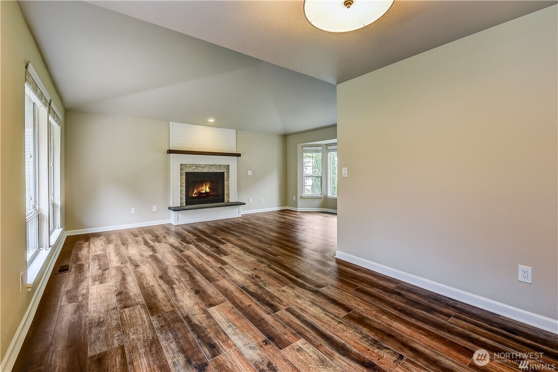16116 SE 156th Street , Renton, WA 98058