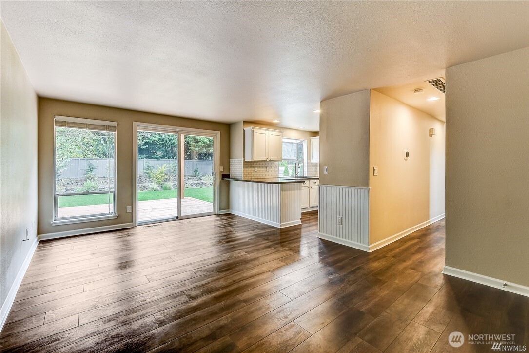 16116 SE 156th Street , Renton, WA 98058