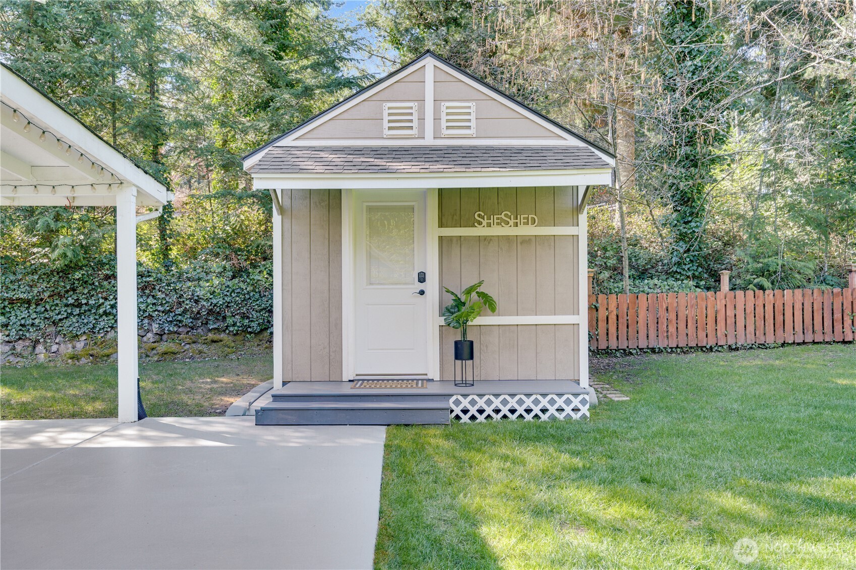 2925 SE Royalwood Place , Port Orchard, WA 98367