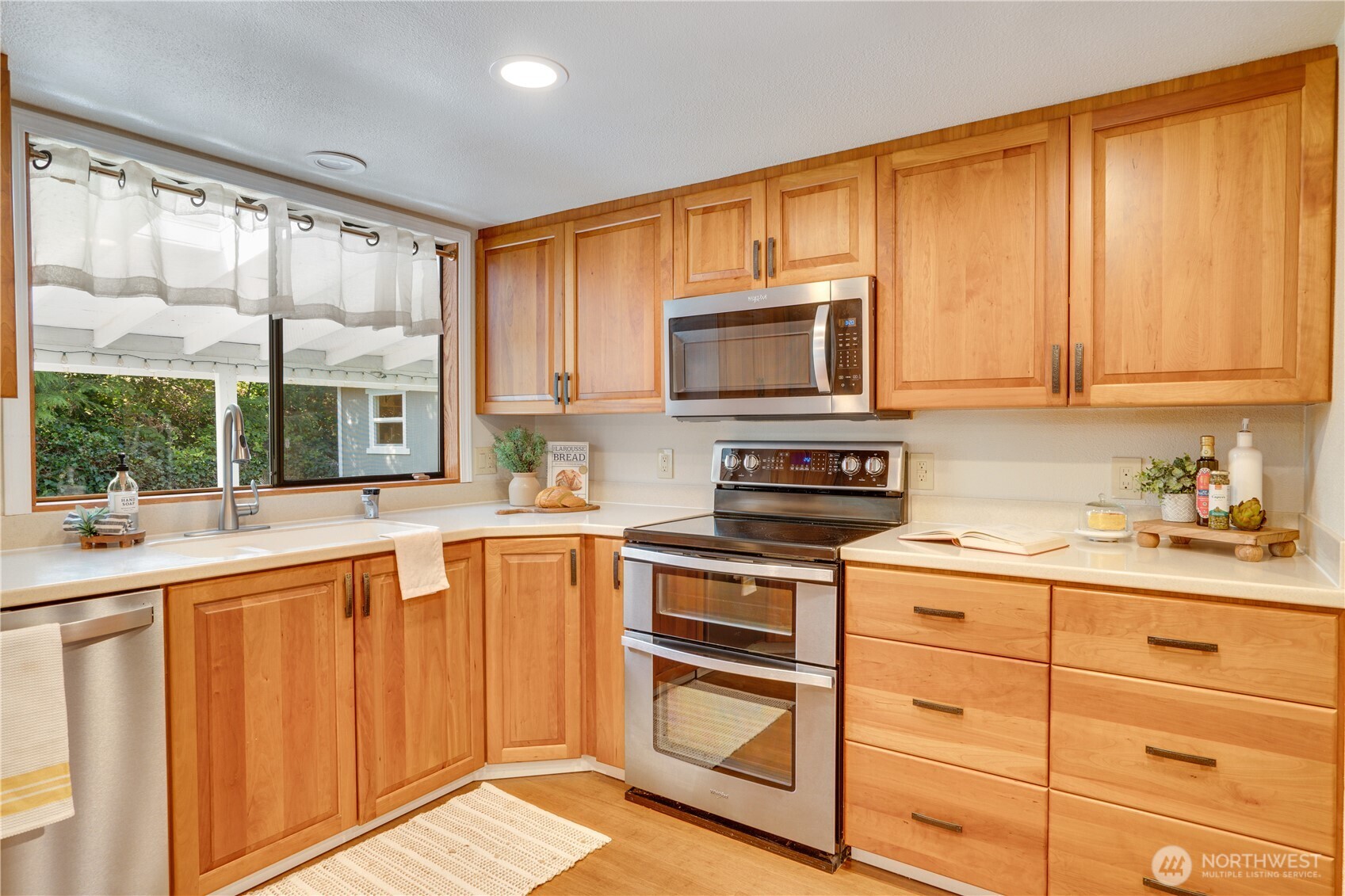 2925 SE Royalwood Place , Port Orchard, WA 98367