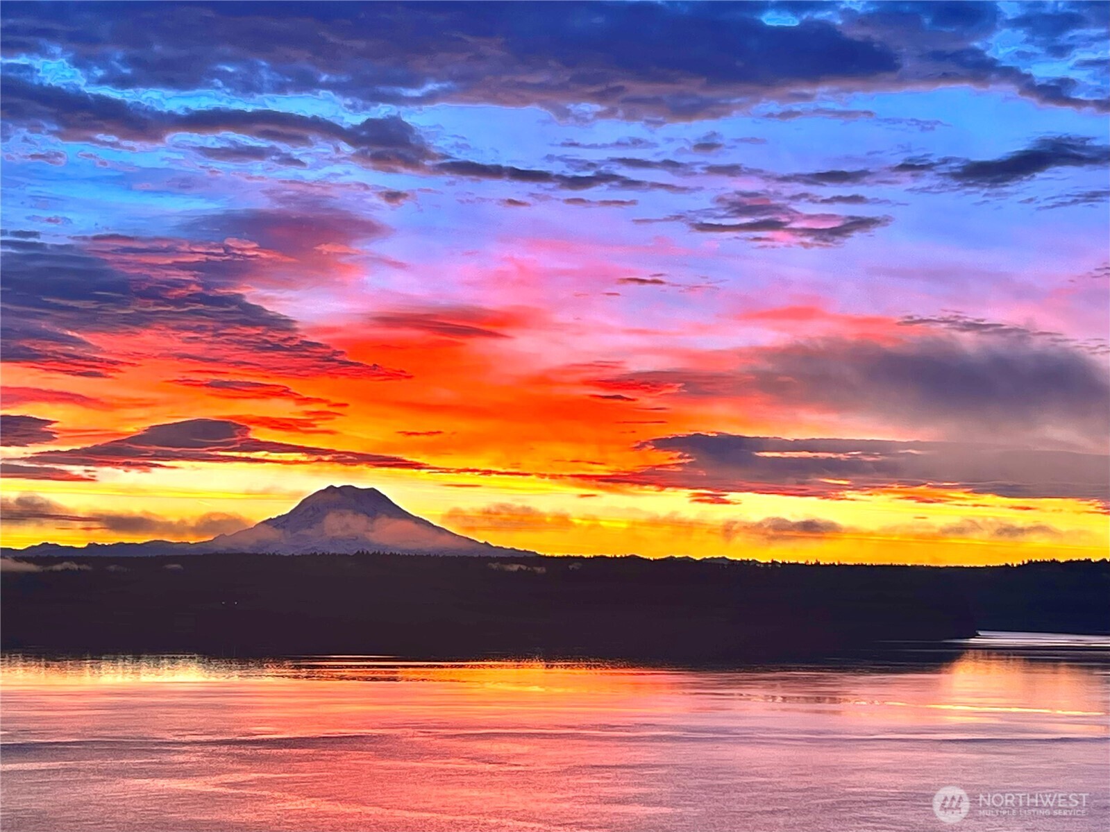 9513 Villa Beach Road , Anderson Island, WA 98303