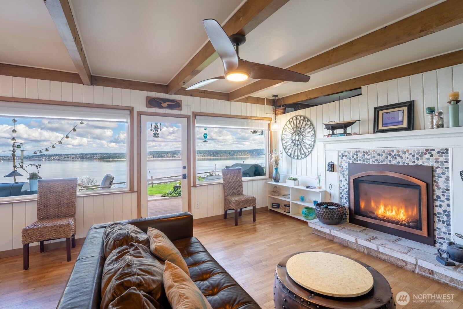 9513 Villa Beach Road , Anderson Island, WA 98303