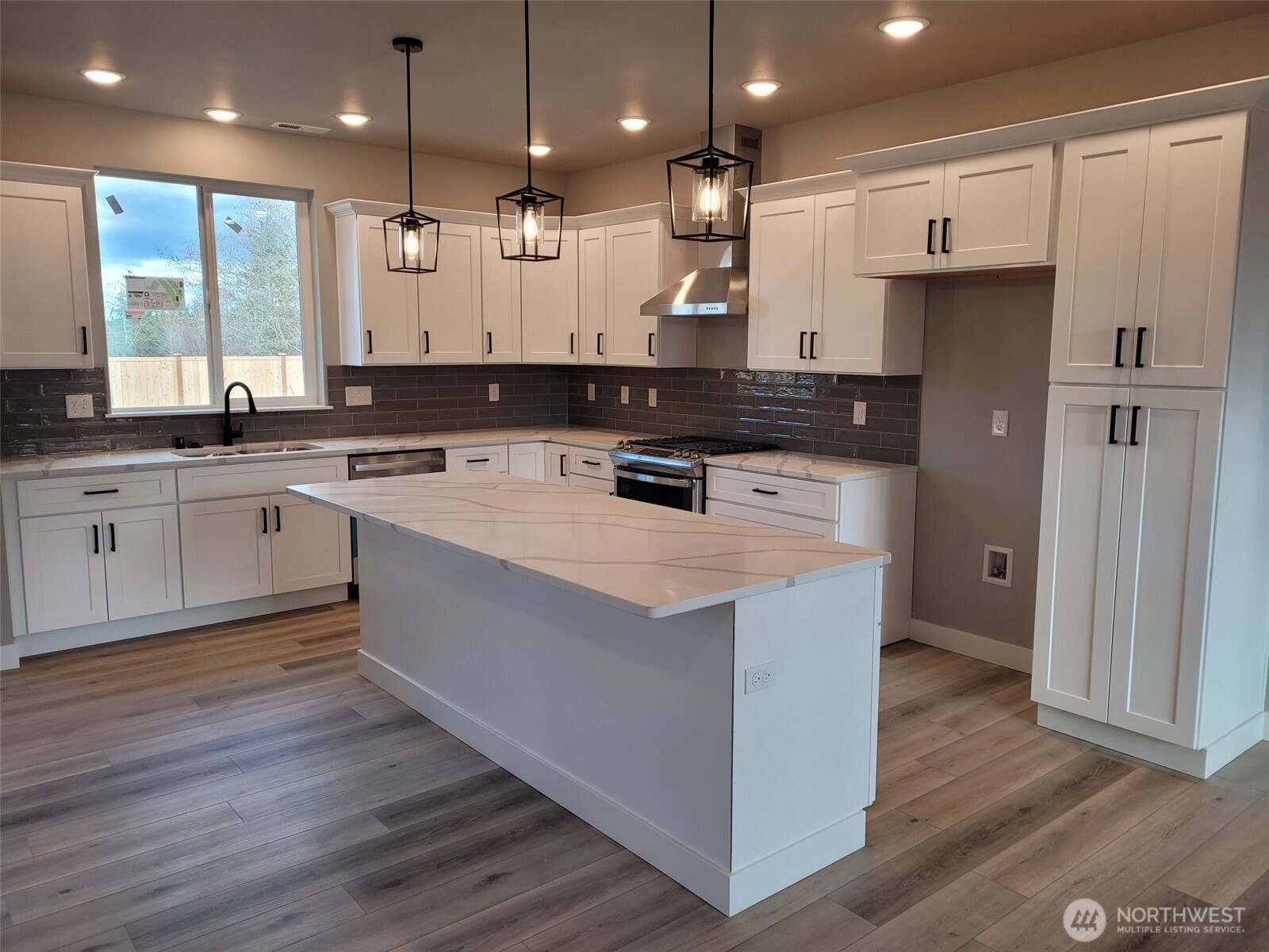 22 Raven Lane , Elma, WA 98541