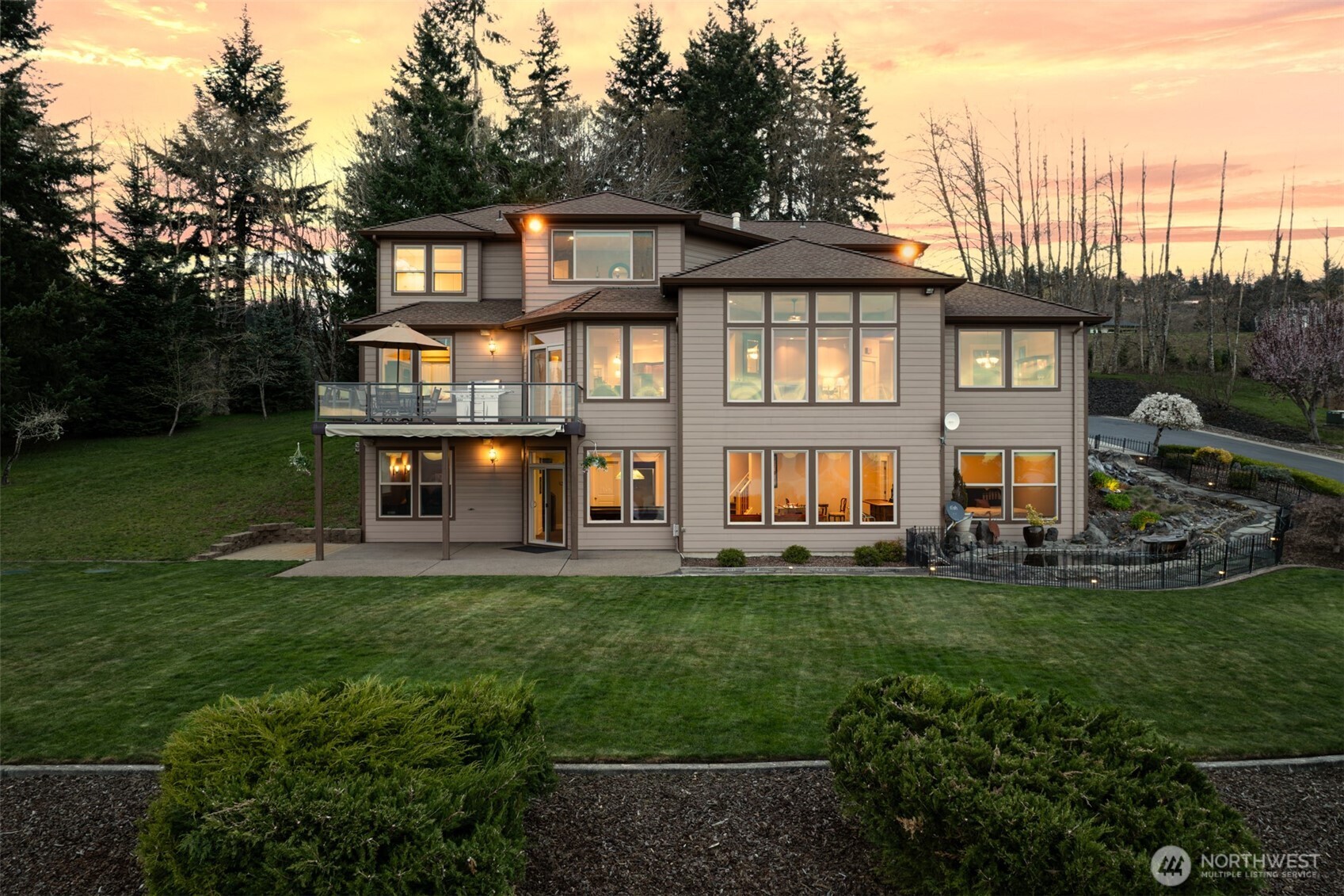 178 Discovery Drive , Kalama, WA 98625