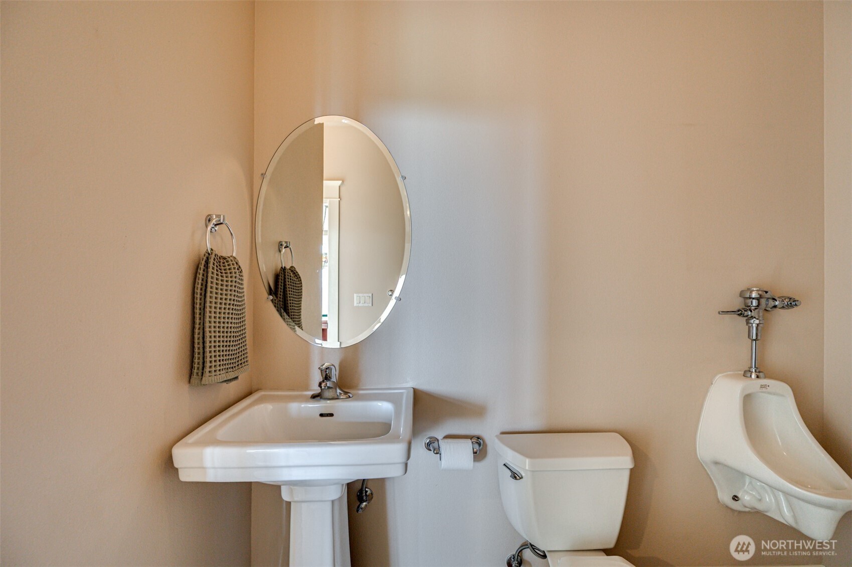 178 Discovery Drive , Kalama, WA 98625