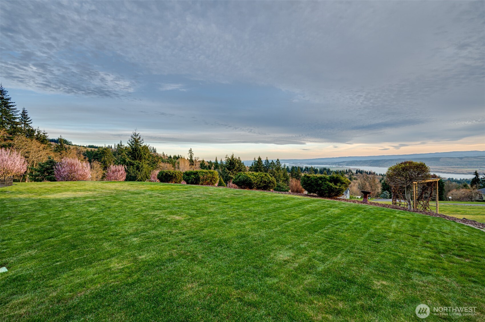 178 Discovery Drive , Kalama, WA 98625