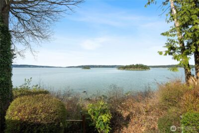 17888 Cobahud Road , La Conner, WA 98257