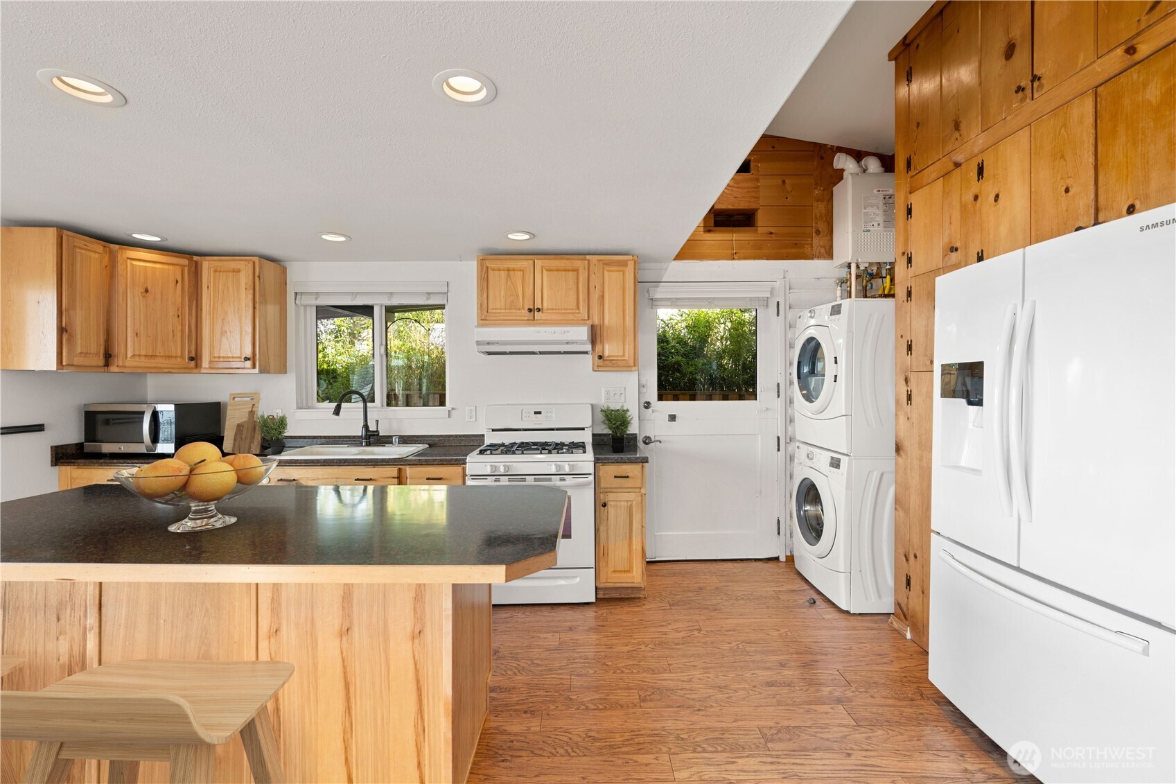 17888 Cobahud Road , La Conner, WA 98257