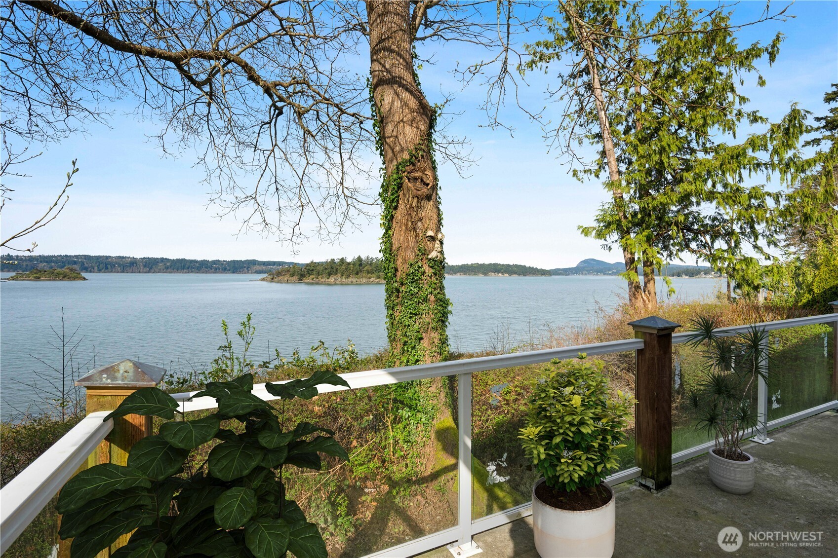 17888 Cobahud Road , La Conner, WA 98257