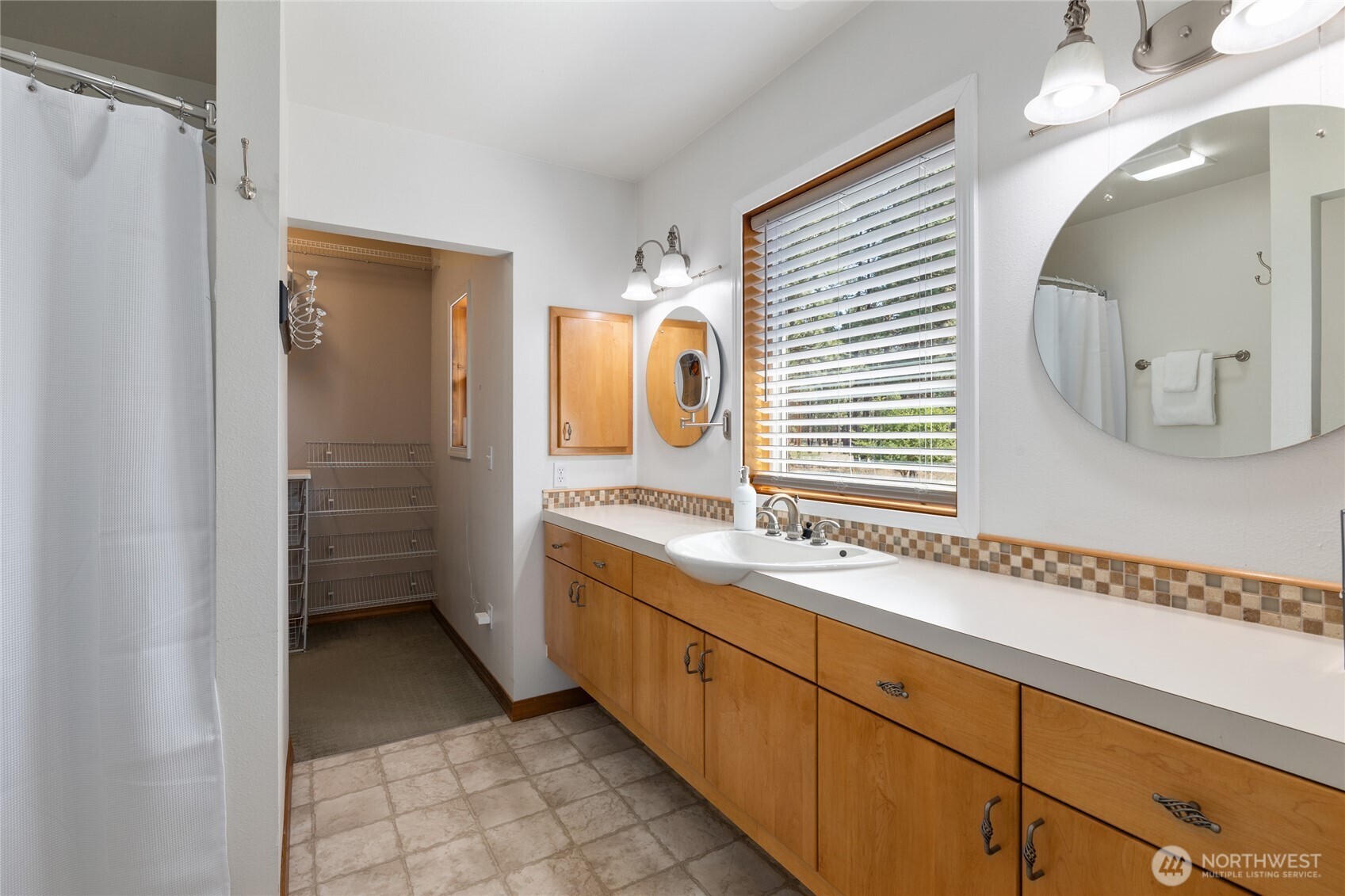 3224 Airport Road , Cle Elum, WA 98922