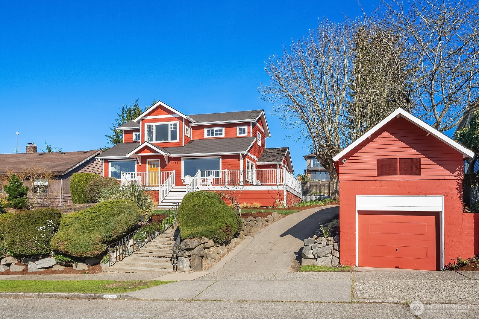 6746 41st Avenue SW, Seattle, WA 98136