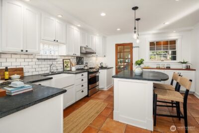 6746 41st Avenue SW, Seattle, WA 98136 - Photo 9