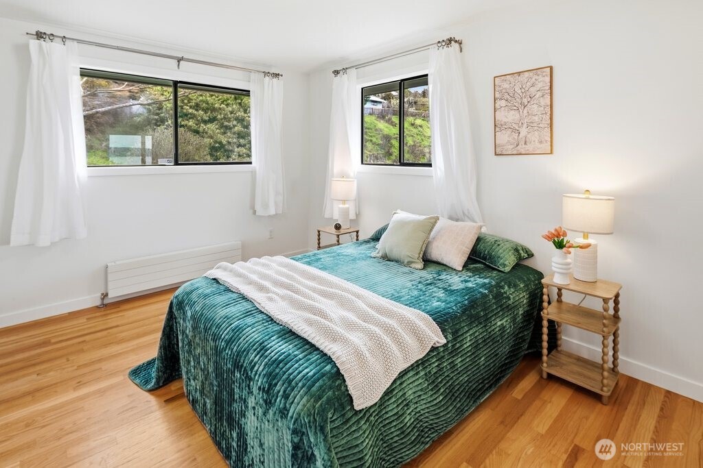 4146 SW Arroyo Drive , Seattle, WA 98146