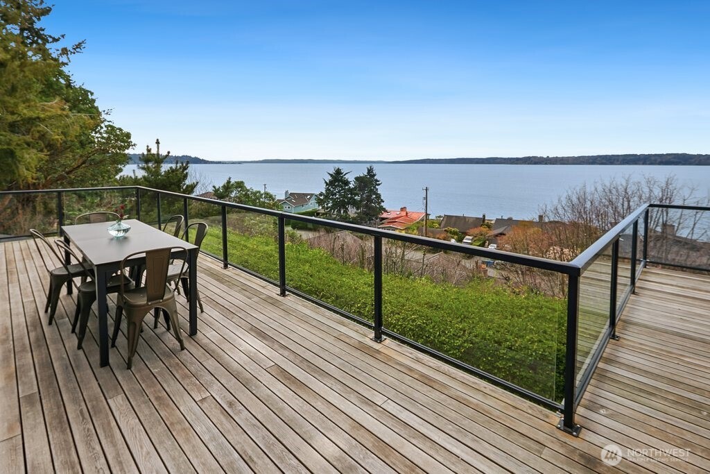 4146 SW Arroyo Drive , Seattle, WA 98146