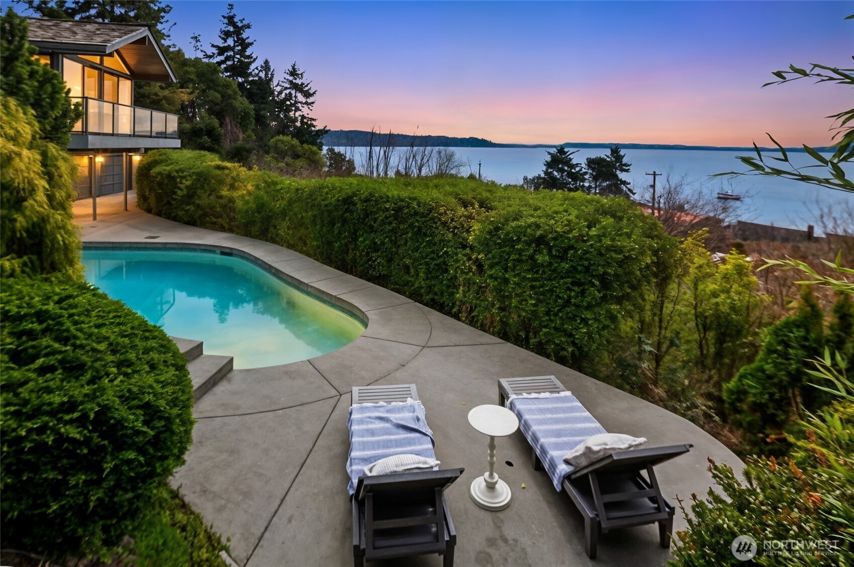 4146 SW Arroyo Drive , Seattle, WA 98146