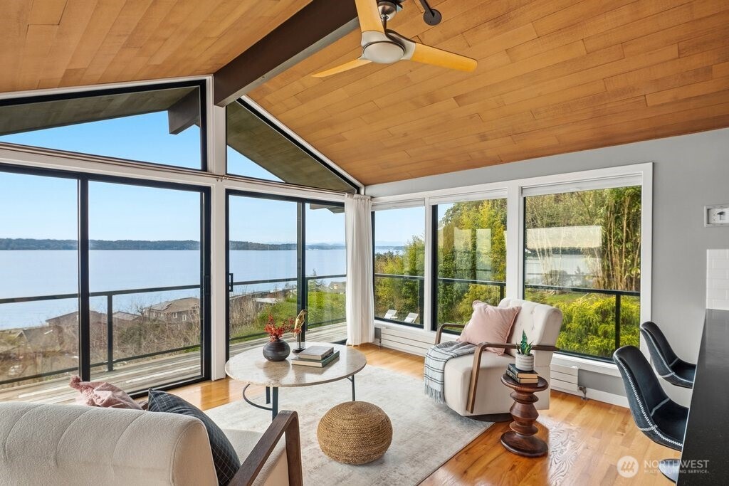 4146 SW Arroyo Drive , Seattle, WA 98146