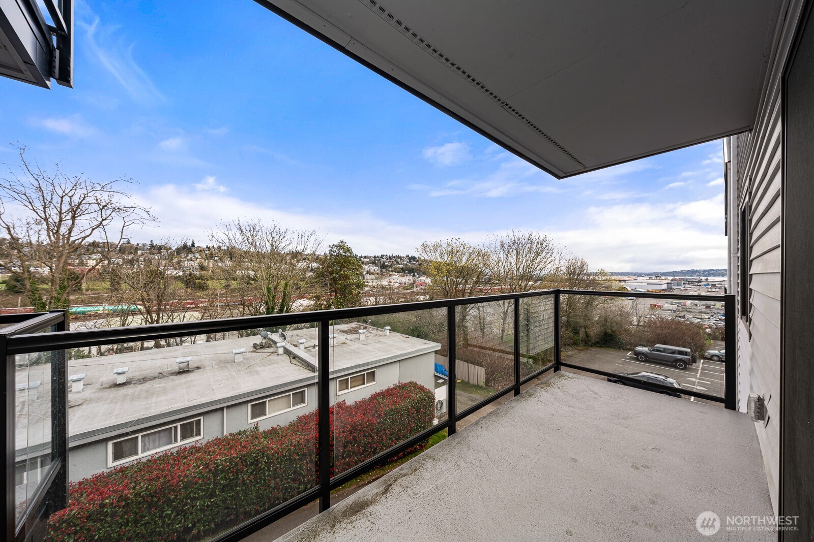 2562 Thorndyke Avenue W #303, Seattle, WA 98199-3542