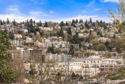 2562 Thorndyke Avenue W #303, Seattle, WA 98199-3542 - Photo 12