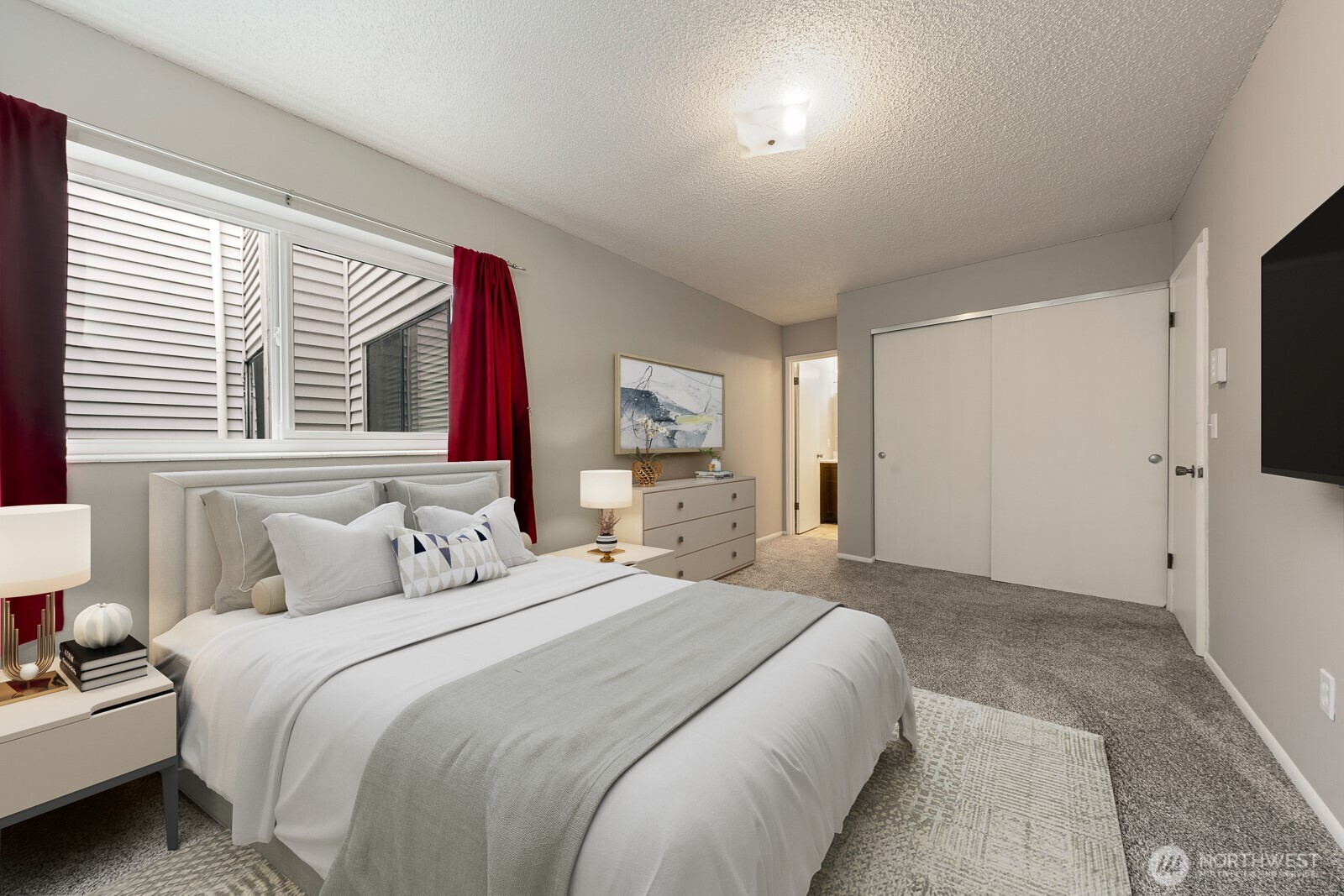 2562 Thorndyke Avenue W #303, Seattle, WA 98199-3542