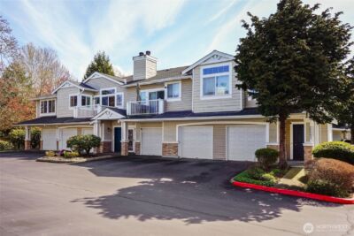 23316 59th Place S #14-3, Kent, WA 98032-6457